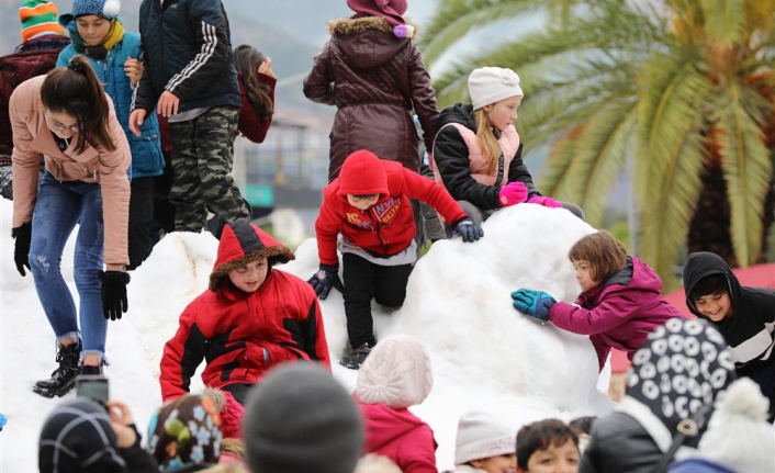 Alanya'da kar şenliği var