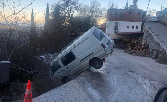 Alanya’da buzlanma kazaya neden oldu!