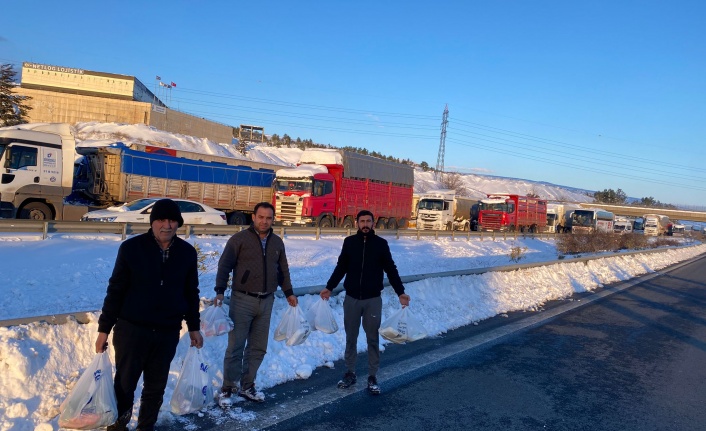 Çalış, karda kalan üyelerinin imdadına yetişti