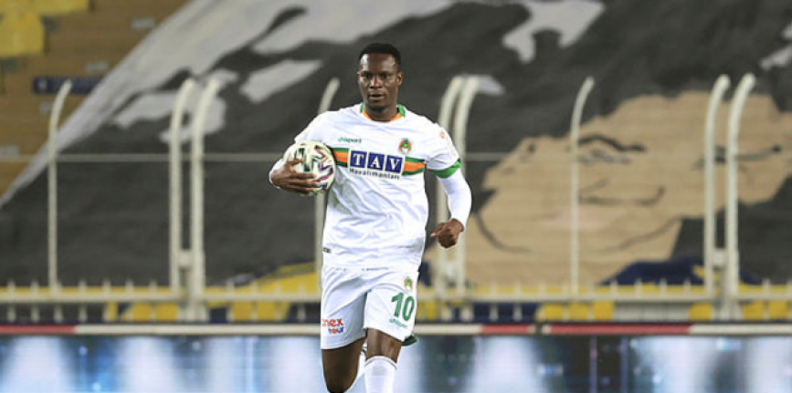 Khouma Babacar Sassuolo'ya döndü