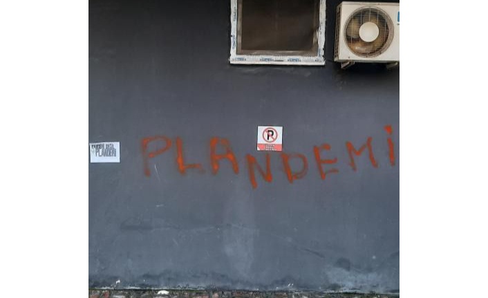 Alanya’da duvar yazıları mahalleliyi bıktırdı