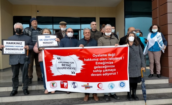 Alanya’da sağlık çalışanlarından protesto!