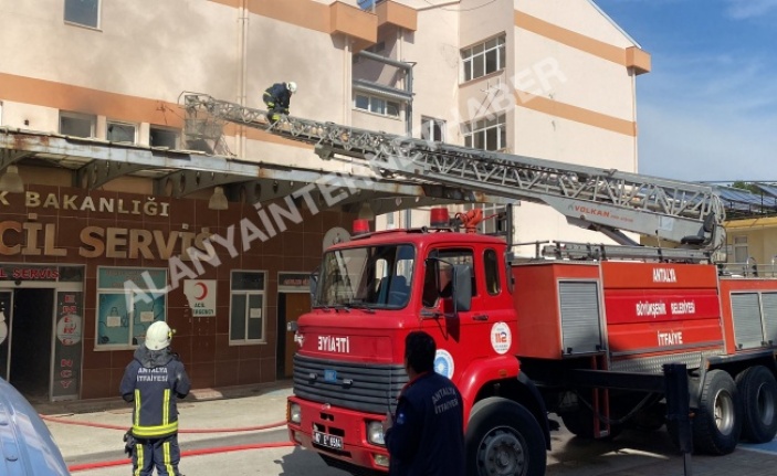 Alanya’da eski hastanede yangın