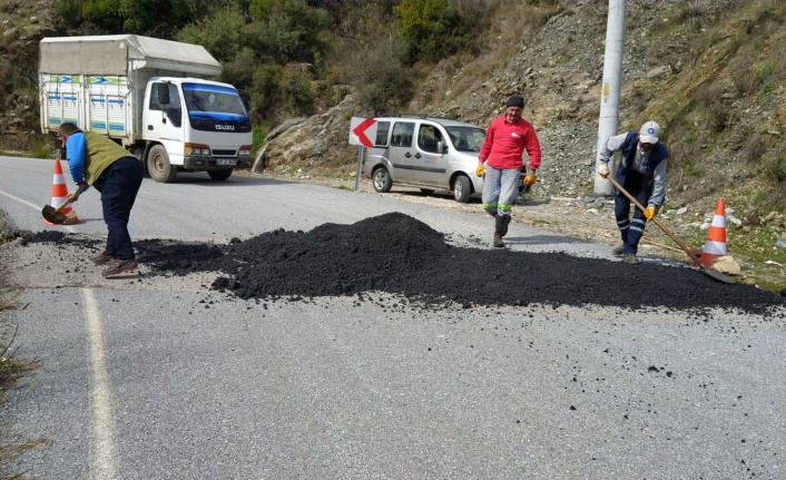 Alanya’da kırsal yollarda bakım-onarım