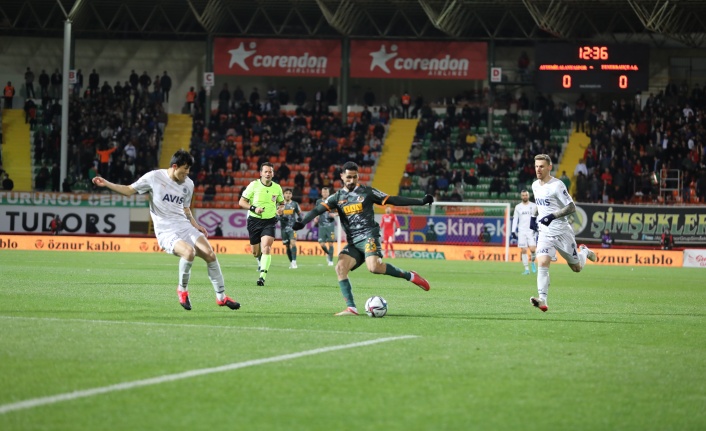 Alanyaspor evinde farklı kaybetti!