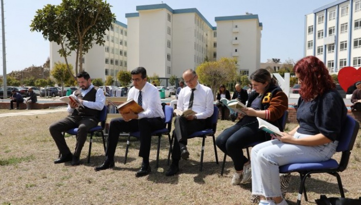 ALKÜ'de kitap okuma etkinliği