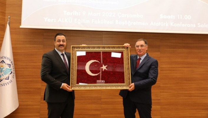 ALKÜ’de “Ombudsmanlık ve Türkiye’nin 2023 Hedefleri” konuşuldu