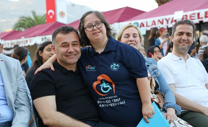 Alanya Belediyesi'nden engelleri kaldıran festival