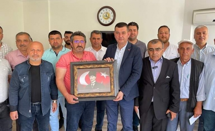 MHP Alanya’dan, Alanyalı muhtarlarla hem istişare hem davet