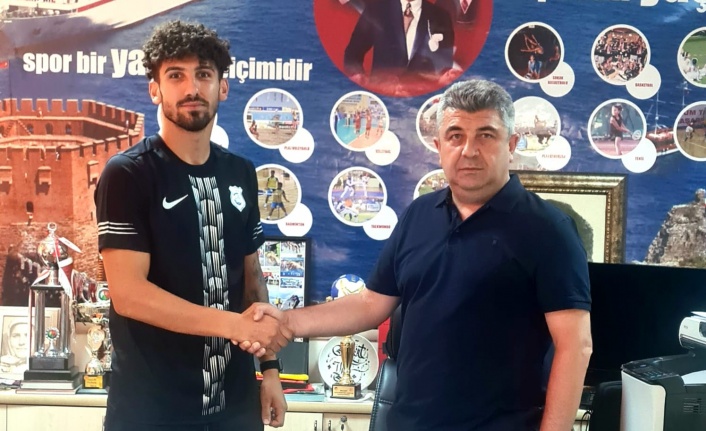 Alanya Kestelspor, transferde hız kesmiyor