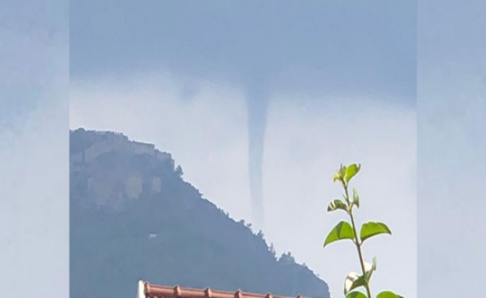 Alanya'da denizde hortum çıktı