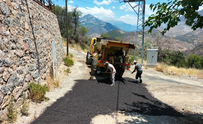 Büyükşehir ekipleri yayla  yollarında yoğun mesaide