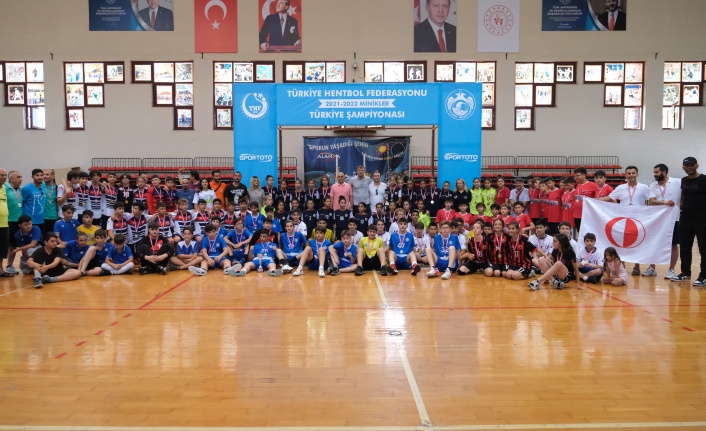Türkiye Minikler Hentbol Şampiyonası  Alanya’da yapıldı