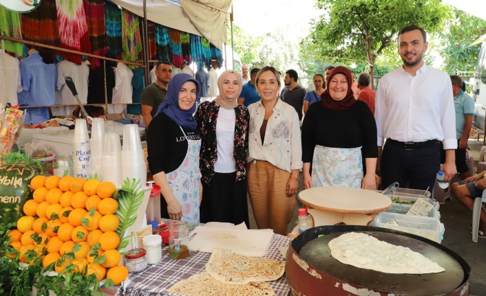 Toklu ve Çokal pazar esnafını ziyaret etti