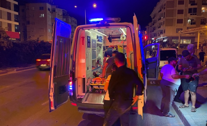 Alanya’da asansör boşluğuna düşen 2 işçi yaralandı