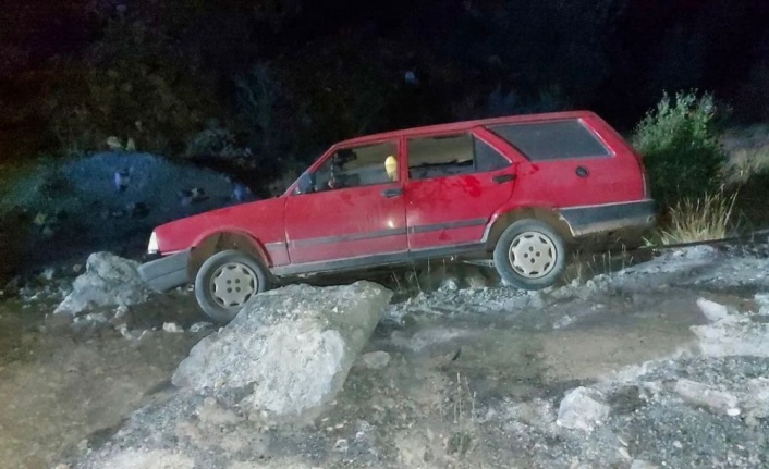 Alanya’da otomobil şarampole devrildi: 1 ölü