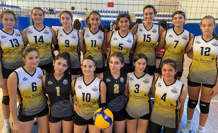 Alanyalı voleybolcular güzel bir başlangıç yaptı