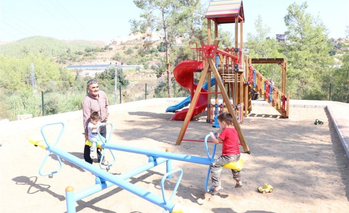 Alanya Belediyesi ilçeye çocuk parkları kazandırmaya devam ediyor