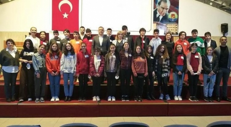 Hüseyin Girenes Fen Lisesi’ne marka tescil belgesi verildi