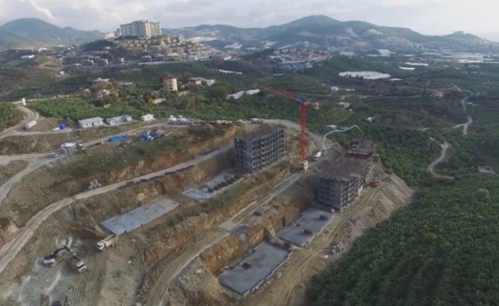 TOKİ, Alanya'da 250 konutun inşasına başladı