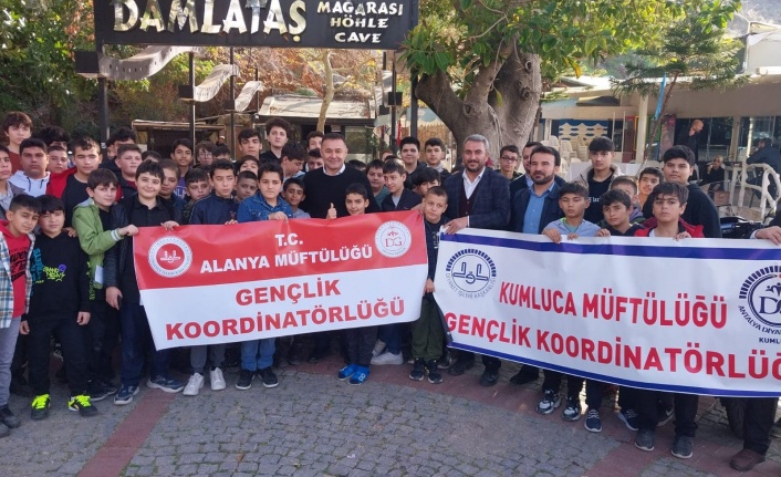 Başkan Yücel öğrencilerle bir araya geldi