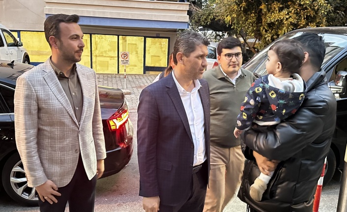 Ak Parti İl Başkanı Çetin Alanya'da depremzedeleri ziyaret etti