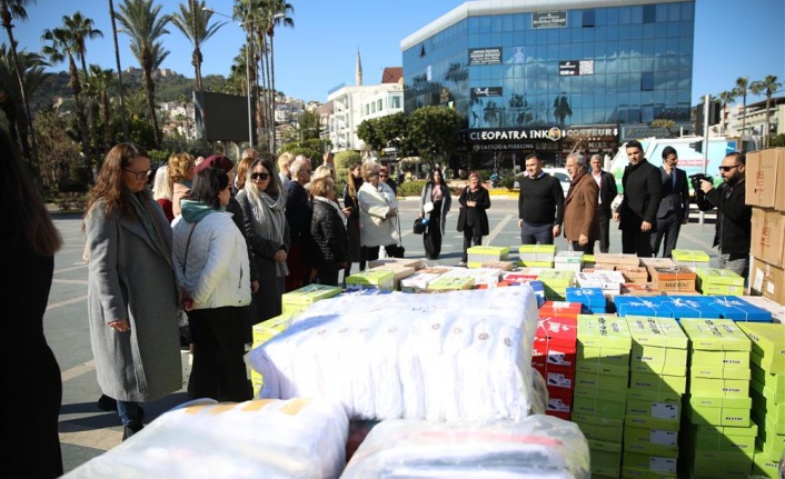 Alanya Belediyesi Yabancılar Meclisi’nden depremzedelere yardım