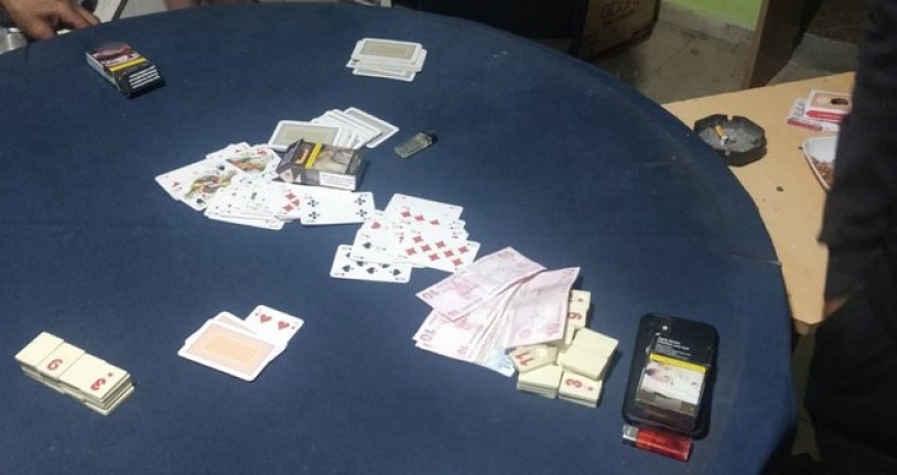 Alanya'da kumar oynayan 4 kişiye para cezası uygulandı
