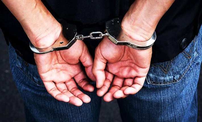 Alanya’da avokado hırsızı tutuklandı