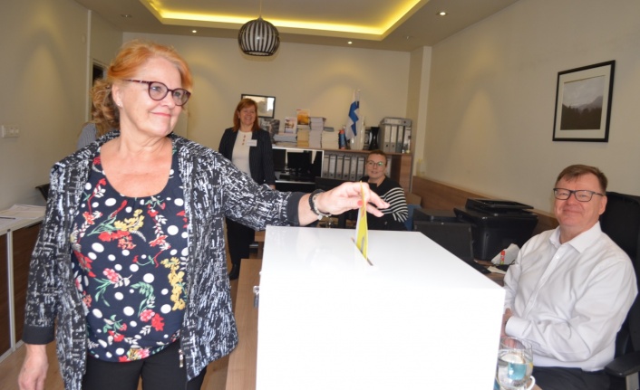 Alanya’da Finlandiyalı seçmenler oy kullanmaya başladı