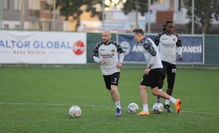 Alanyaspor, MKE Ankaragücü maçı hazırlıklarına başladı