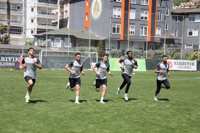 Alanyaspor, Antalyaspor maçının hazırlıklarını tamamladı