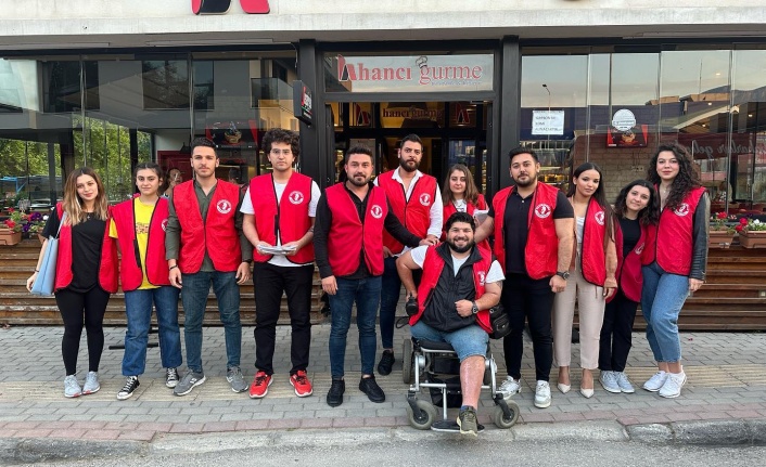Kılıçdaroğlu Gönüllüleri, Alanya'da  Gürkan Yılmaz önderliğinde gece gündüz çalışıyor