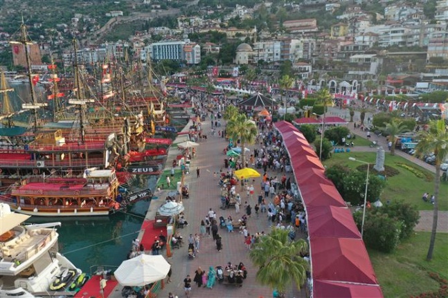 21. Alanya Uluslararası Turizm Ve Sanat Festivali’nde geri sayım başladı