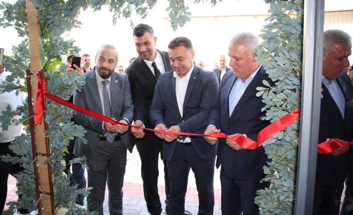 Doktor Anıl Gülcü’nün özel muayenehanesine görkemli açılış