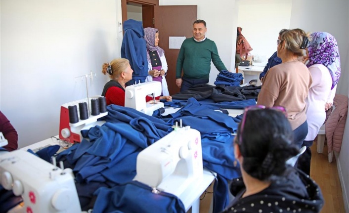 Alanya’da kadınların el emeği göz nuru eserleri görücüye çıkmaya hazır