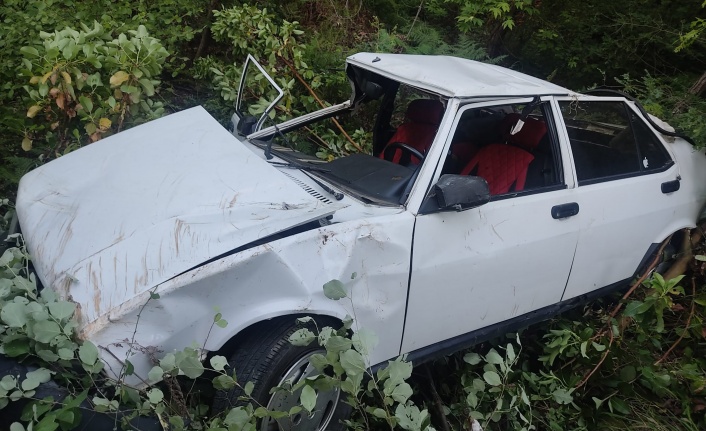 Alanya’da otomobil uçuruma yuvarlandı: 1 ölü, 1 yaralı