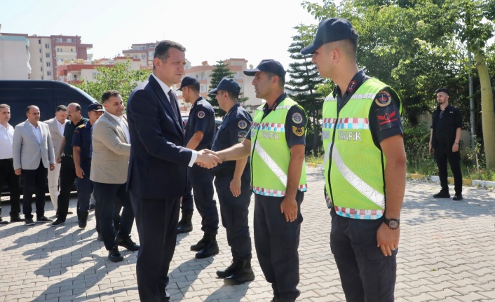 Kaymakam Ürkmezer güvenlik güçlerini ziyaret edip bayramını kutladı