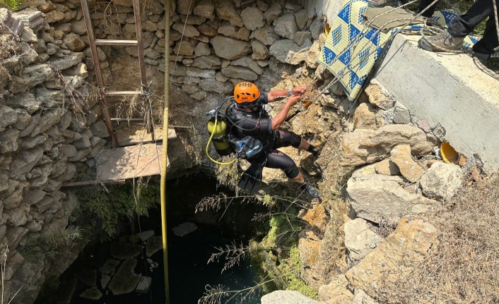 Alanya'da kaybolan Alman turist dalgıçlar tarafından bölgedeki su kuyularında arandı