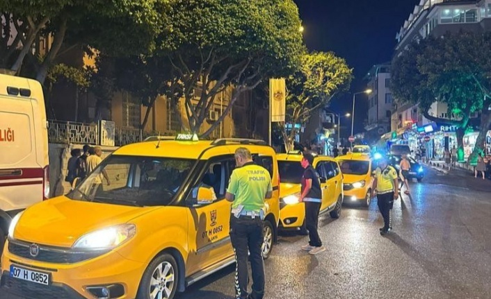 Alanya'da ticari taksilere denetimler sürüyor