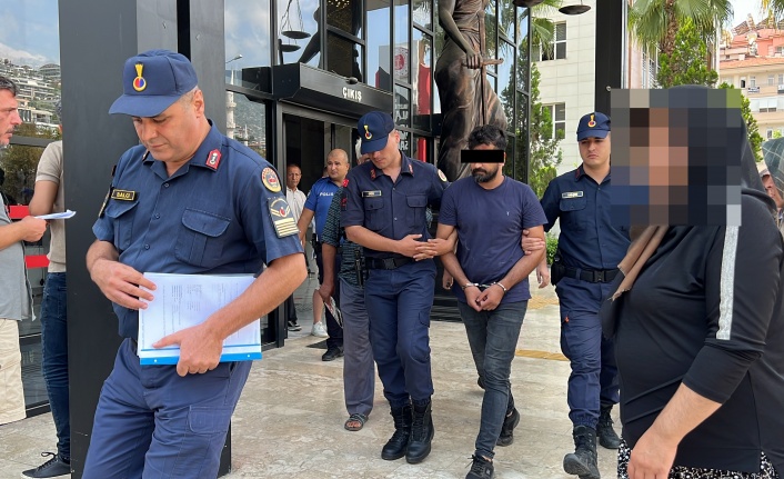 Alanya’da 3 turistin öldüğü trafik kazasına karışan sürücü tutuklandı