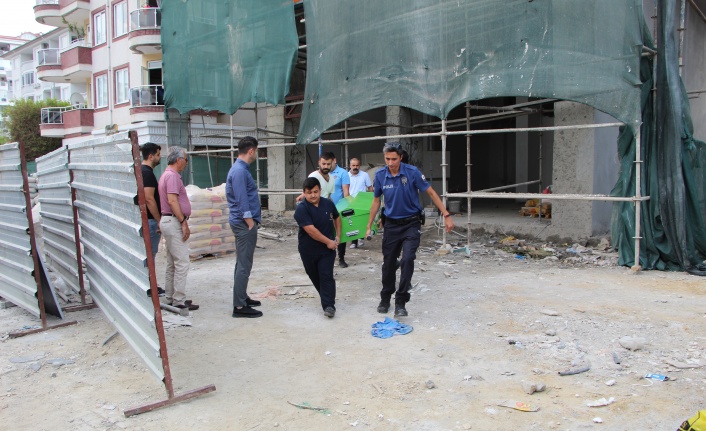 Alanya’da inşaattan düşen Suriyeli işçi hayatını kaybetti