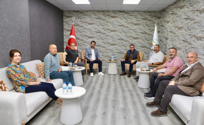 Alanya Hataylılar Beraberlik ve Dayanışma Derneğinden İskenderun Belediyesine ziyaret
