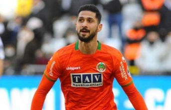Alanyaspor’dan Emre Akbaba, dünya yıldızlarını geride bıraktı