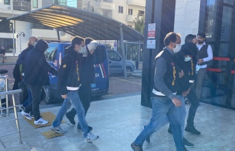 Alanya’da polisten fuhuş operasyonu: 3 tutuklama