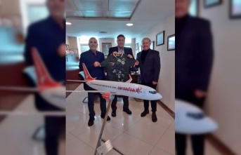 Başkan Çavuşoğlu'ndan Corendon’a destek teşekkürü
