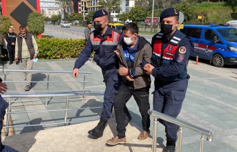 Alanya’da uyuşturucu almak için hırsızlık yapan şahıs tutuklandı