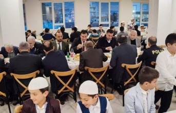 Başkan Yücel ve kurum müdürlerinden hafızlık öğrencilerine ziyaret