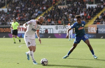 Alanyaspor Rize’den 3 puanı 2 golle aldı