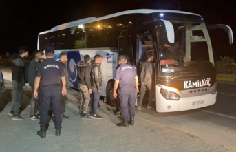Alanya'da yakalanan 36 düzensiz göçmen sınır dışı edilecek